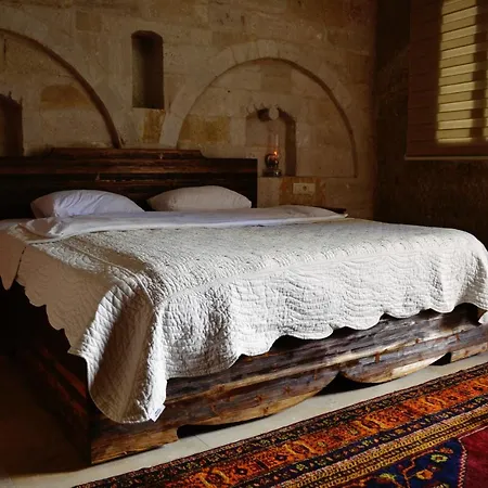 Hotel Family Cave