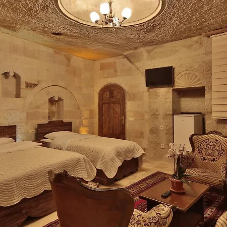 Hotel Family Cave