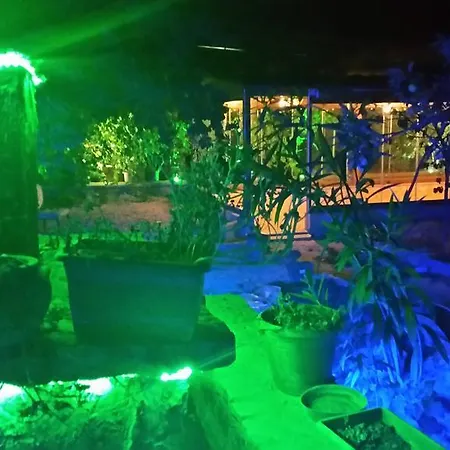 Hotel Family Cave 3*