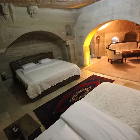 Hotel Family Cave 3*