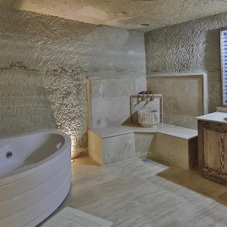 Family Cave Hotel