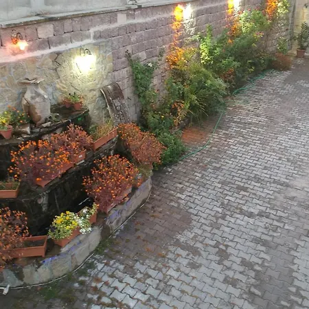 Family Cave Hotel