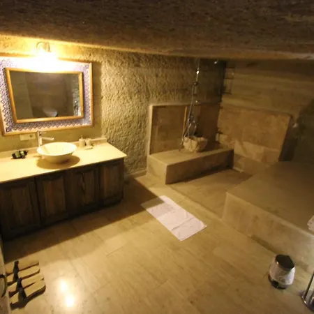 Hotel Family Cave 3*