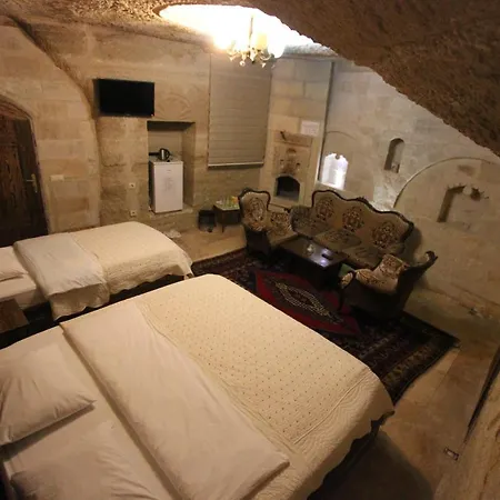 Family Cave Hotel 3*
