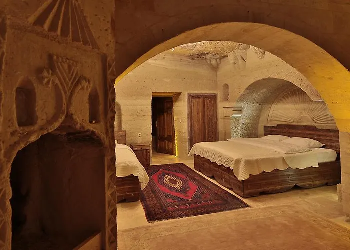 Hotel Family Cave 3*